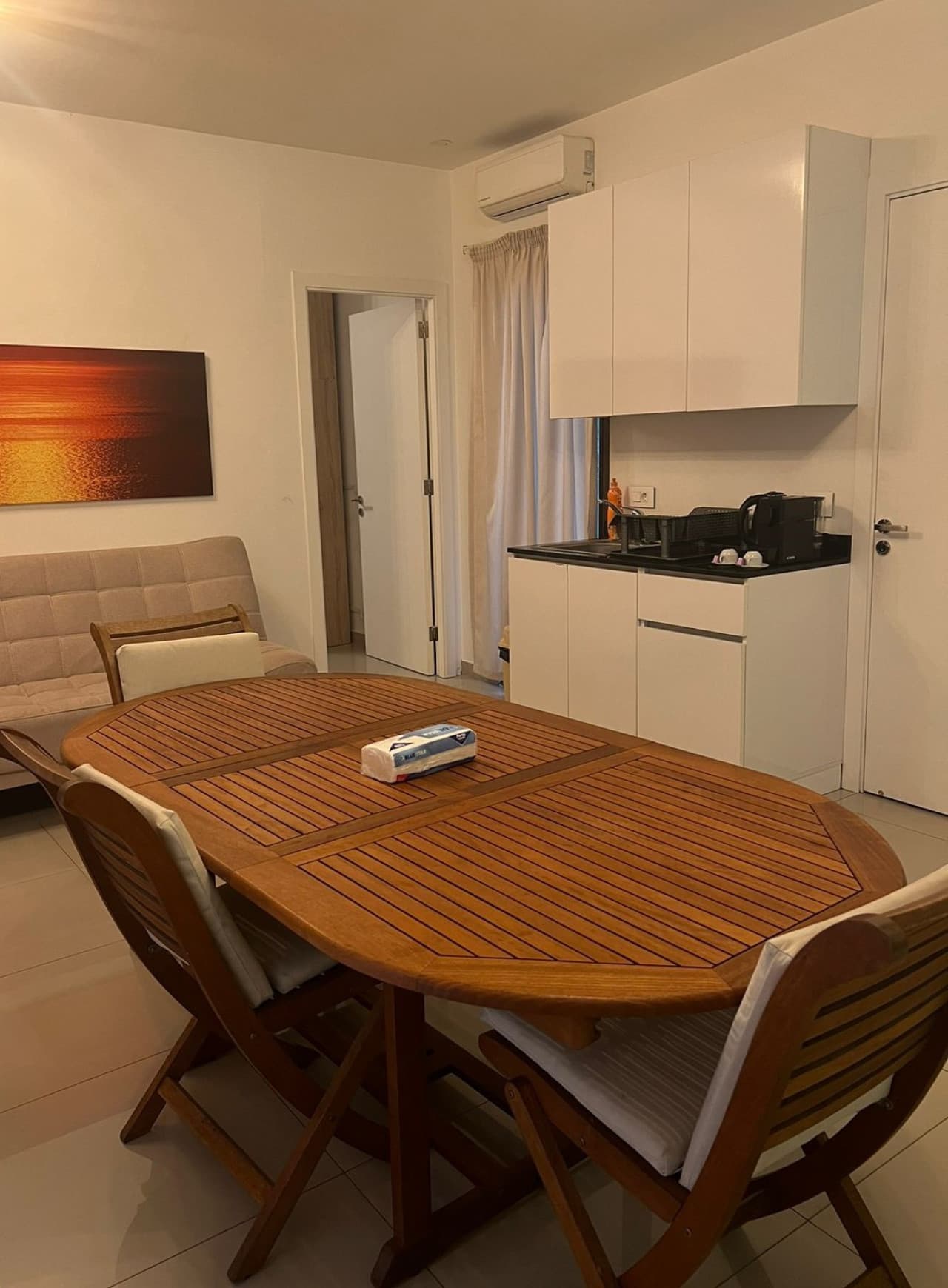 Spacious Nest 1-BR, Ashrafieh 24 Power