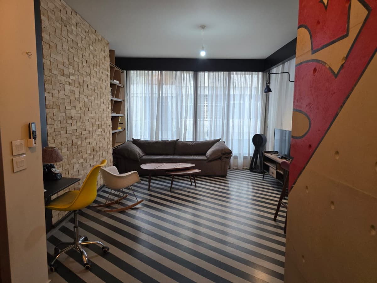 Vintage 2-BR / Ashrafieh